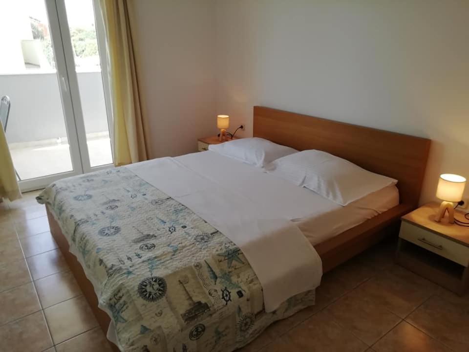 Apartmani Roko, Sevid Marina Exterior foto